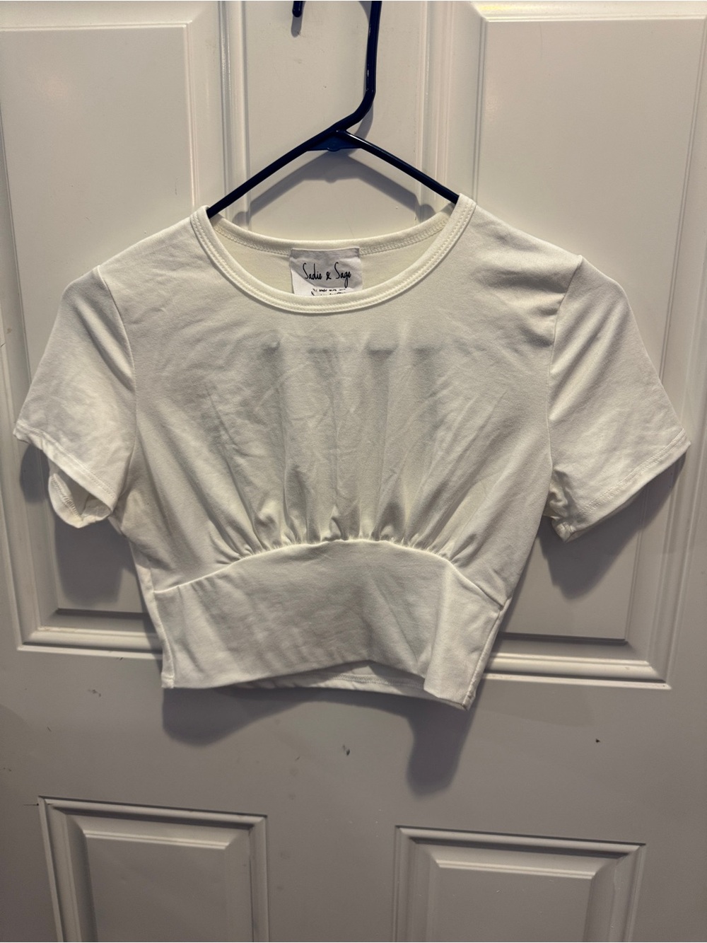 Sadie & Sage White Cropped Gathered Front Tee Short Sleeve Top Size S
